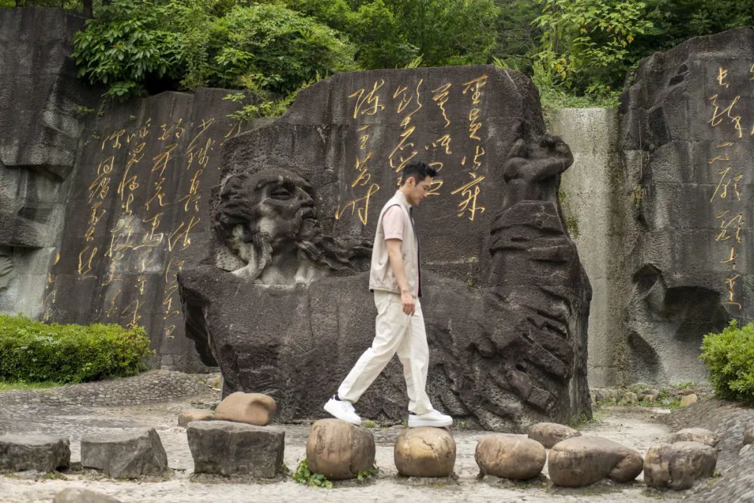 讀李白 游神州丨跟著李白去旅游中華文化主題旅游線路正式發(fā)布，一起開啟詩意文化之旅。
